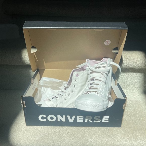 converse - Picture 4 of 4